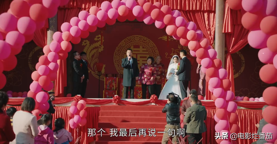 给《幸福到万家》演员排座次：赵丽颖第2，刘威第1实至名归