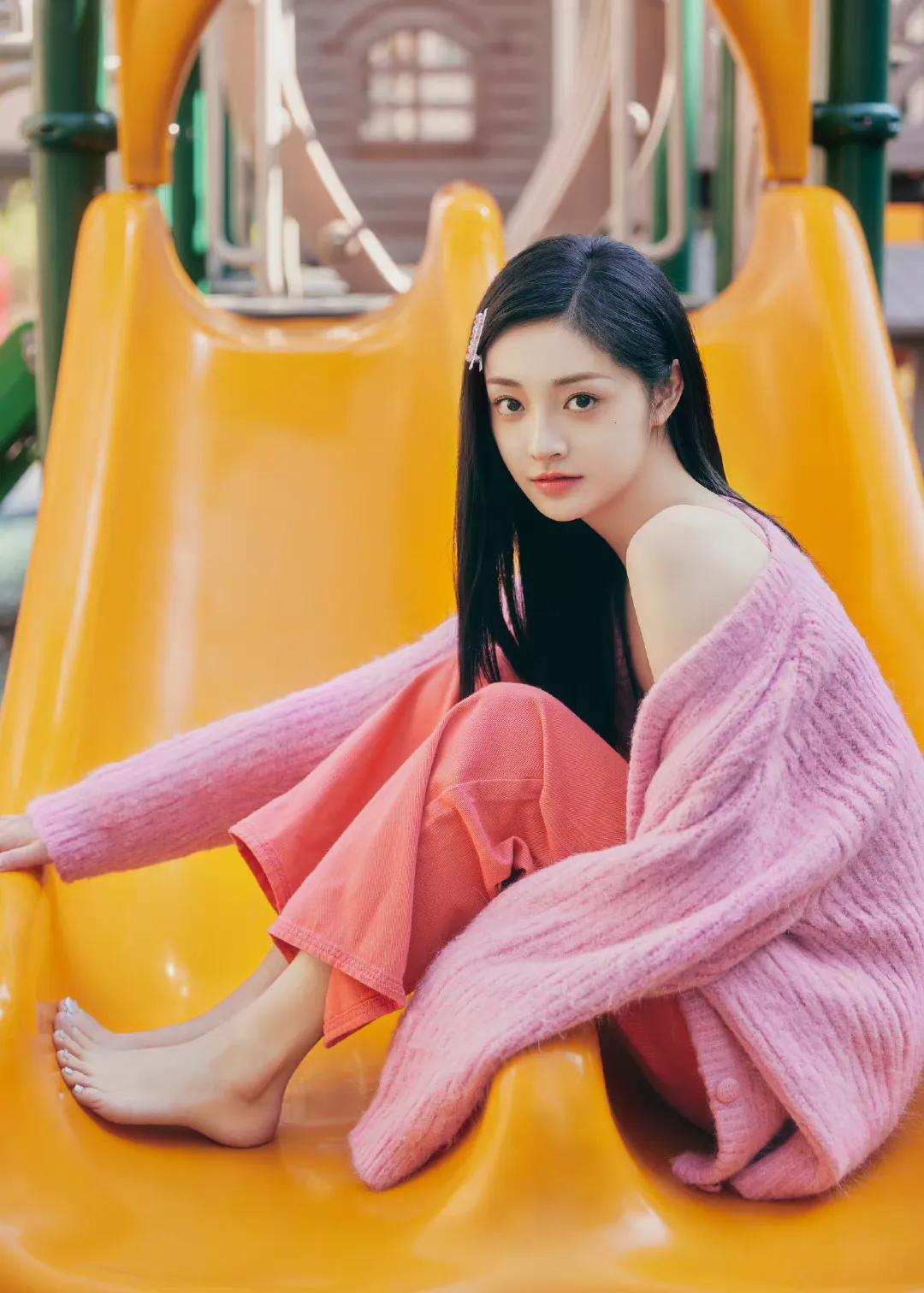 周洁琼近期穿搭