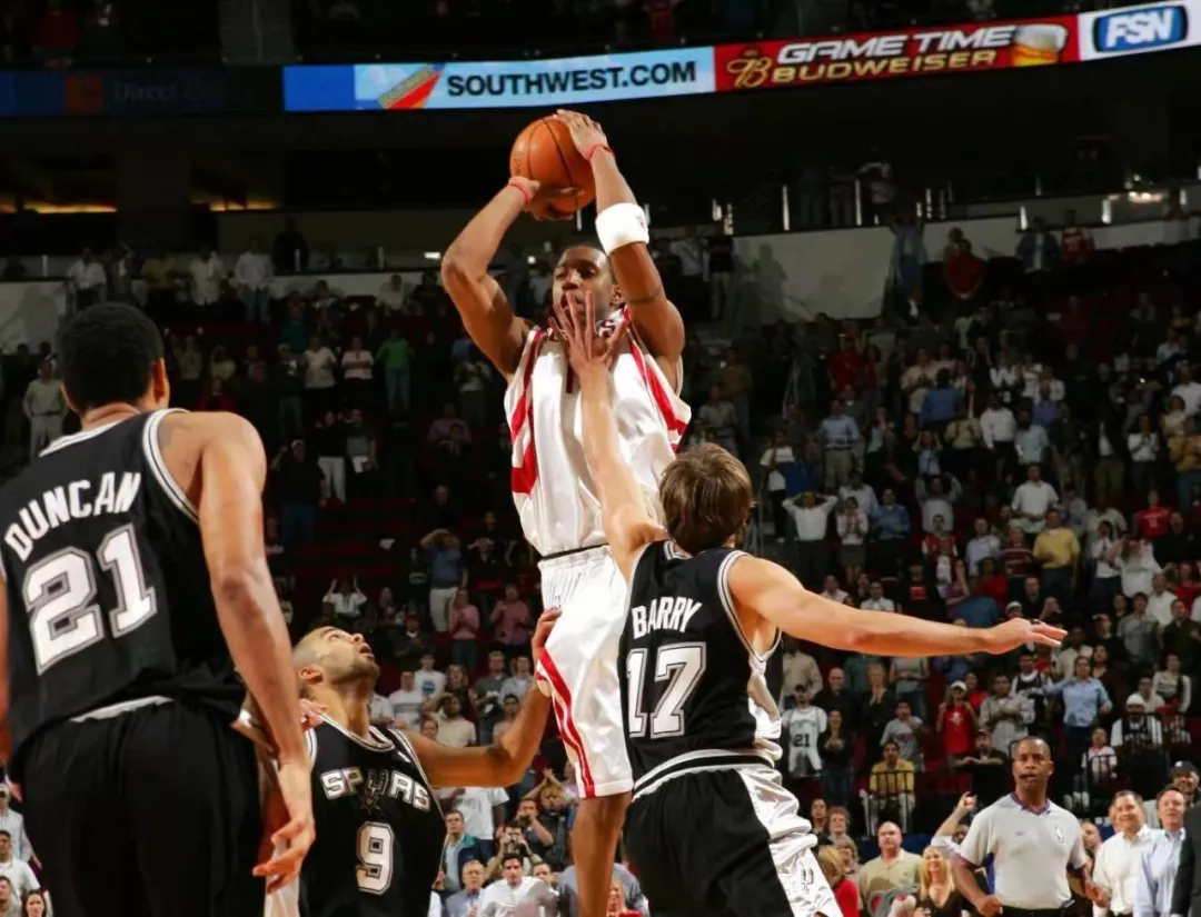 麦迪时刻央视中文解说（35秒13分！麦迪时刻，球迷为什么吹了17年？原因有这5点）