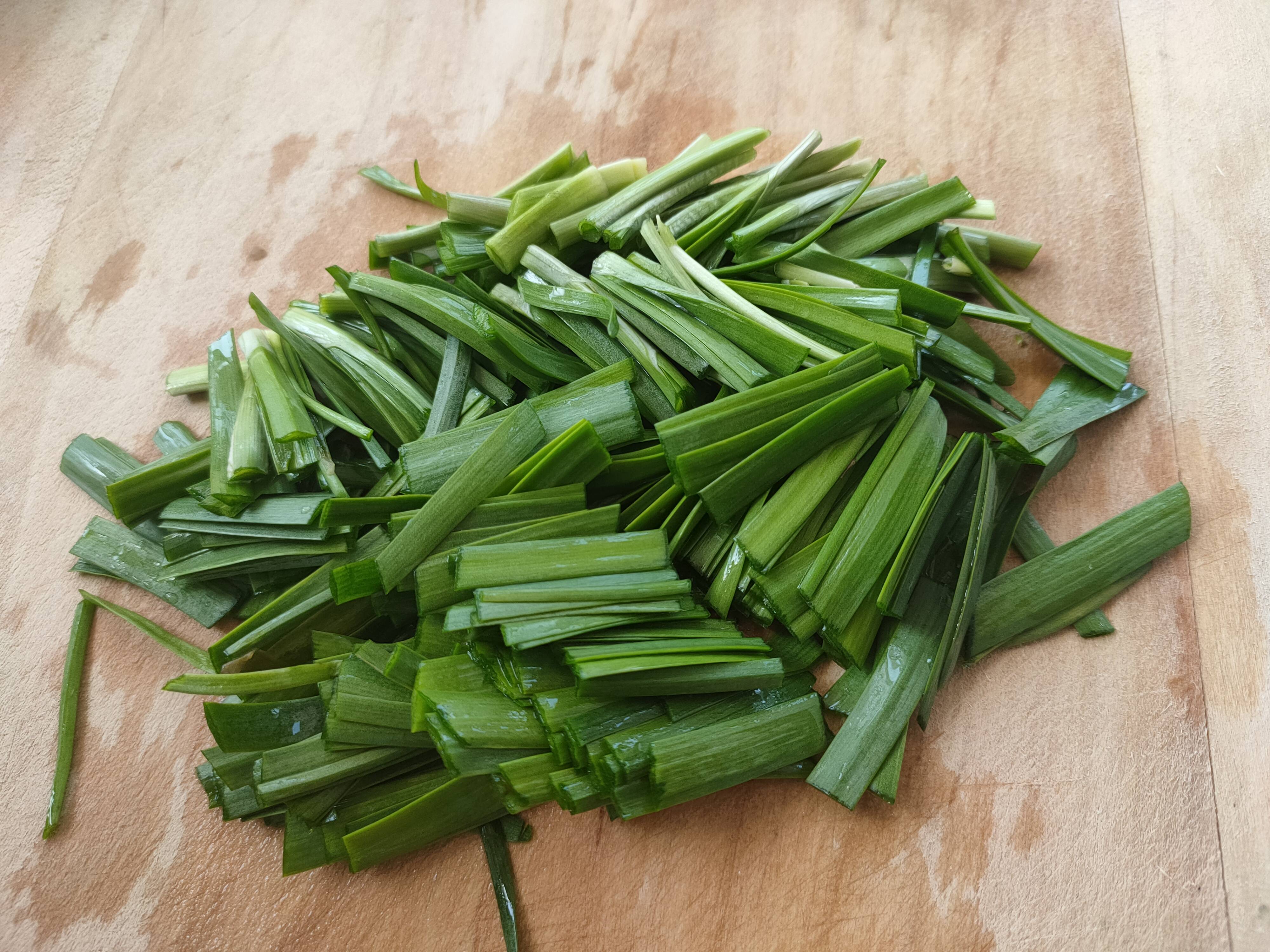 图片[3]-【韭菜炒牛肉】做法步骤图 营养解馋超下饭 隔壁小孩馋得不行-起舞食谱网