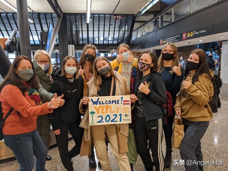 中国家长眼中，清北竟然不敌二流藤校？