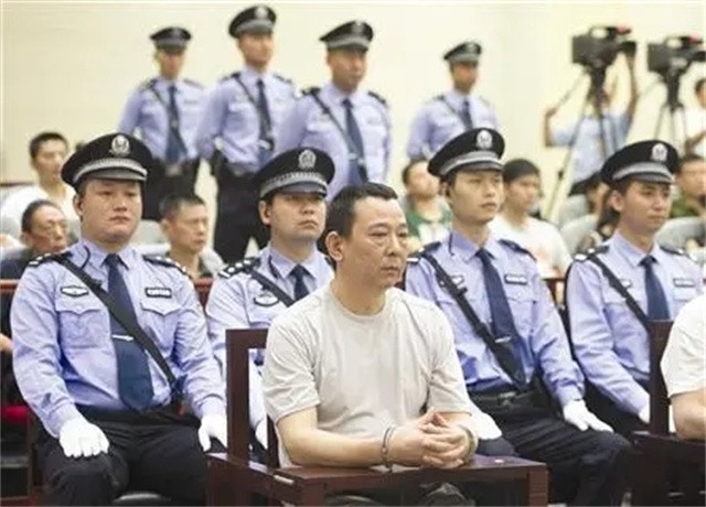 2014年，刘汉前妻出庭作证，刘汉流泪：我最对不起的就是你