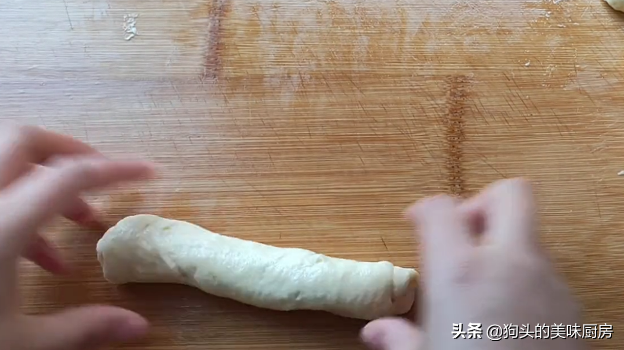 全家都爱吃的面包，不用揉面，不用出膜，出炉柔软又拉丝，太香了