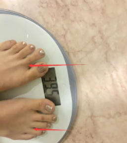 瘦到病态，动脸成瘾，切胃、剪肠齐上阵，内娱的畸形审美真可怕