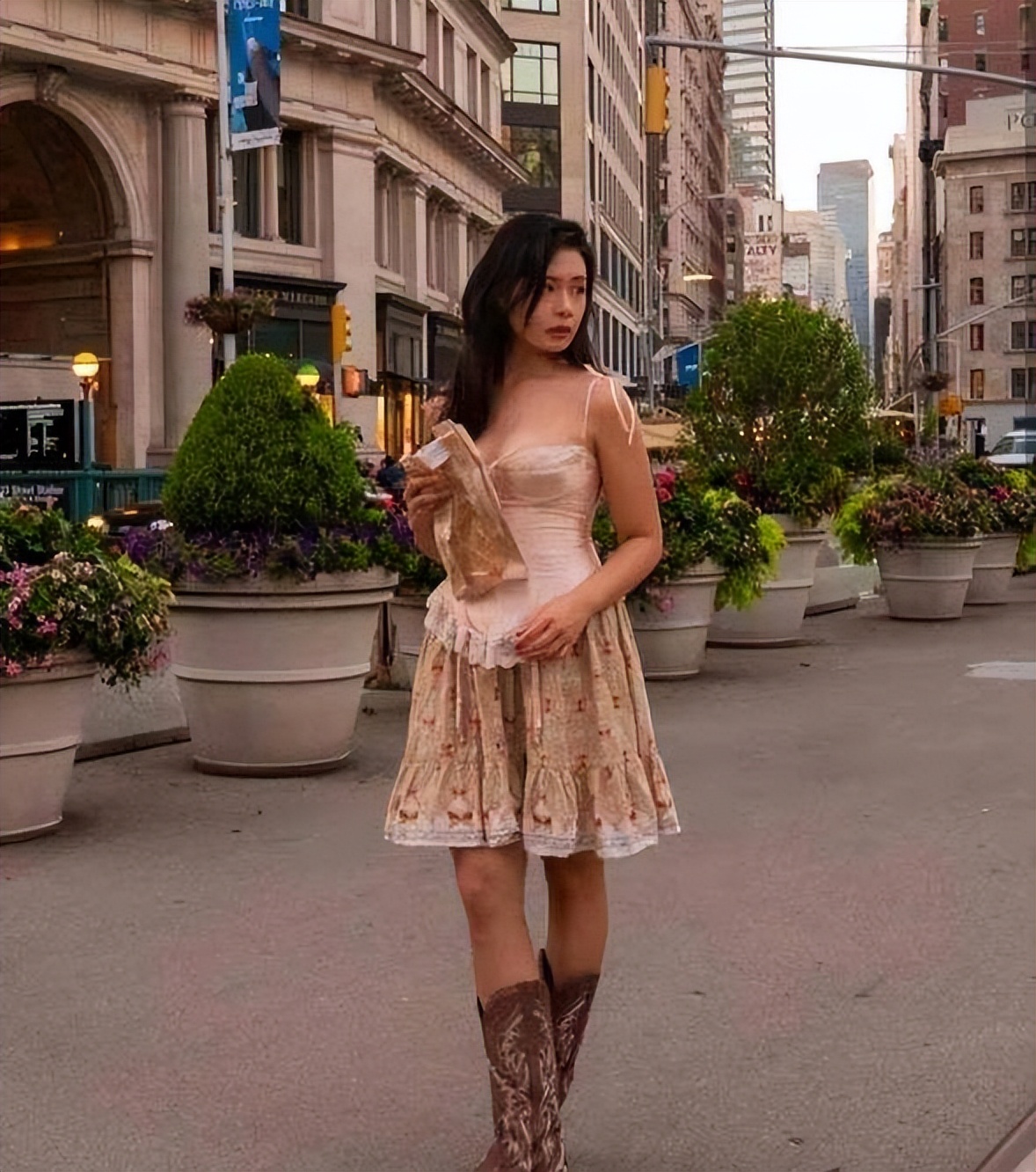 中国高校三大汉奸学生，恶意诋毁祖国辱骂同胞，如今下场大快人心