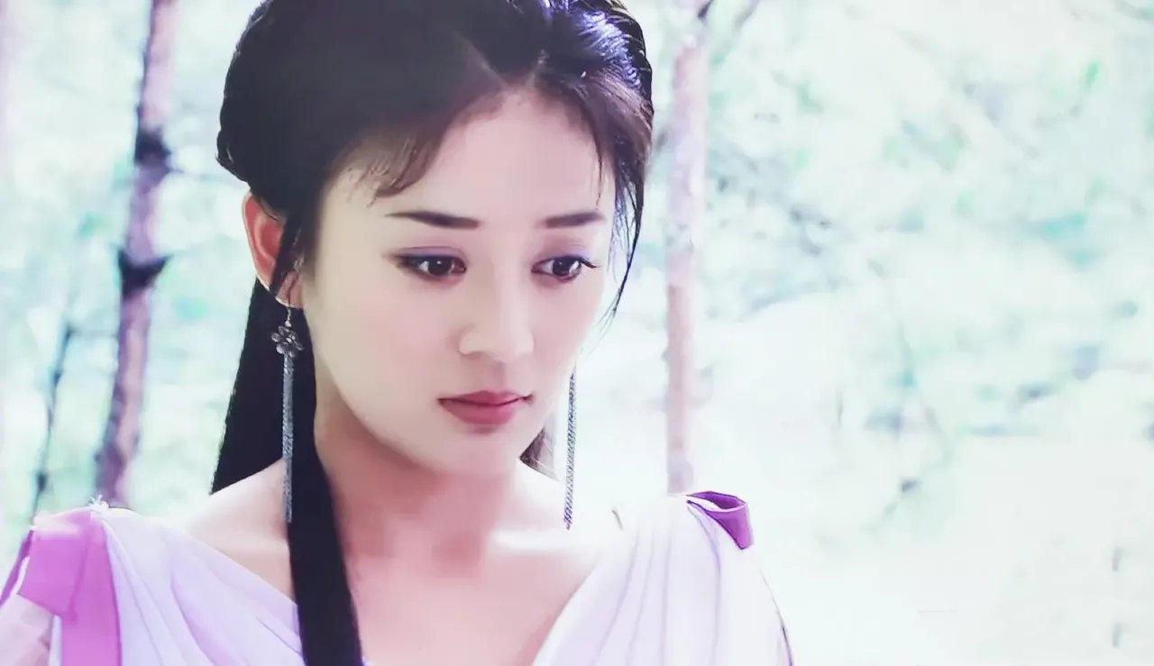 刚出道惊为天人，红了却灵气全无，娱乐圈就这么毁美人？