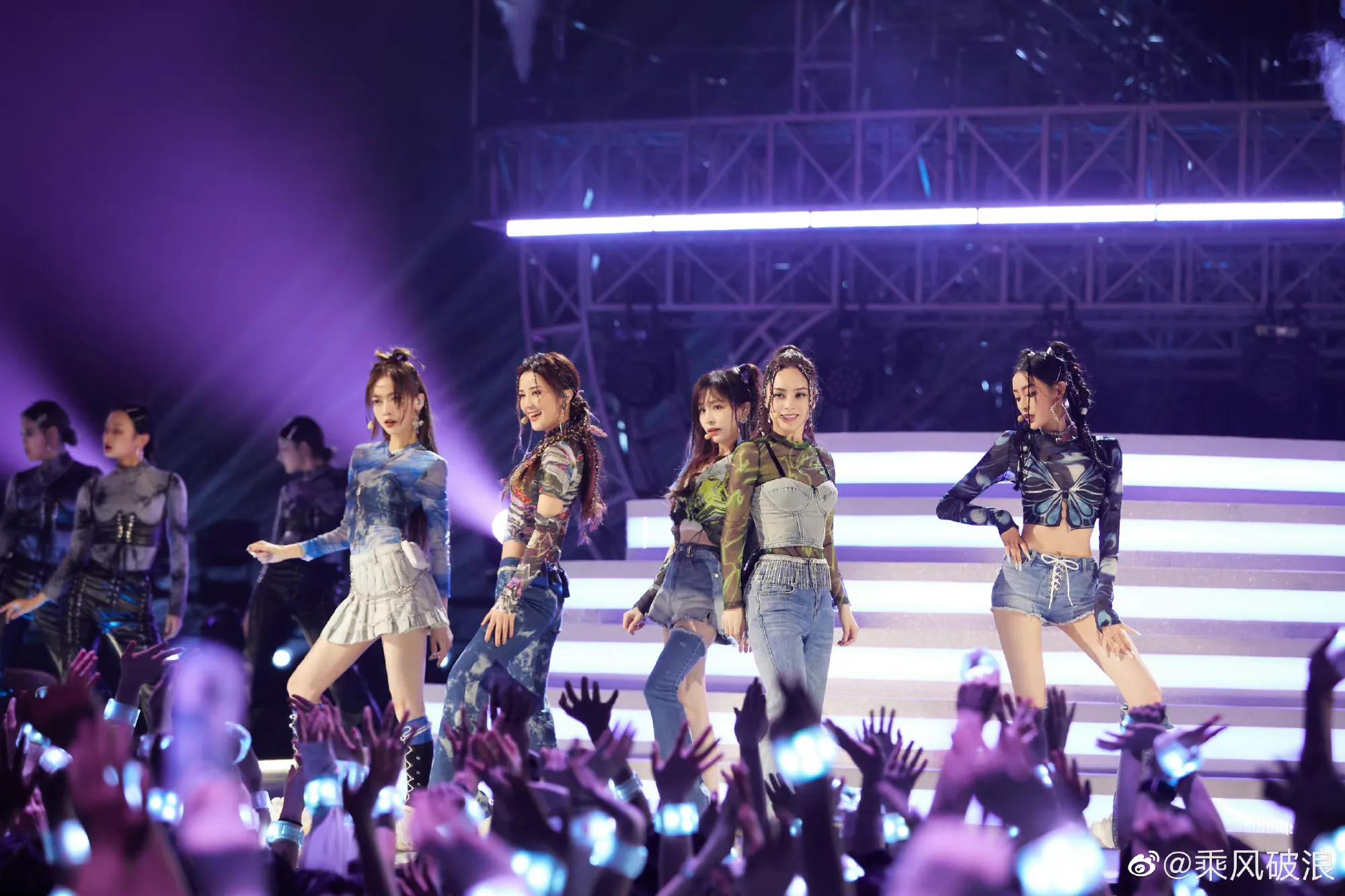 《乘风破浪的姐姐3》三公结束，但舞台缺少的是什么？