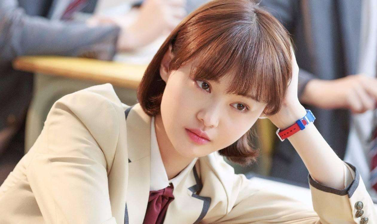 2022年开年，官方叫停明星高片酬！细扒8位明星片酬，个个很荒唐