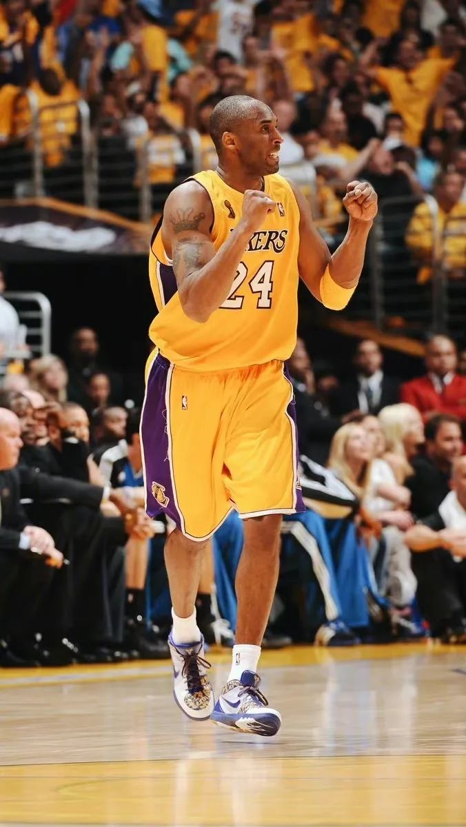 nba篮球潮图壁纸科比(「球星壁纸第28期」:科比·布莱恩特,请拿走你