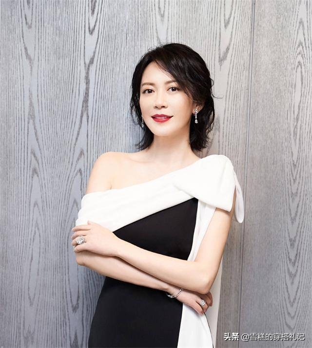 齐肩发怎么扎好看（四五十岁的女人尽量别留长发）
