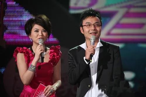 湖南衛視真情欄目（“一哥之爭”終落幕？何炅跌落神壇成定局，汪涵穩操勝券卻糟心）
