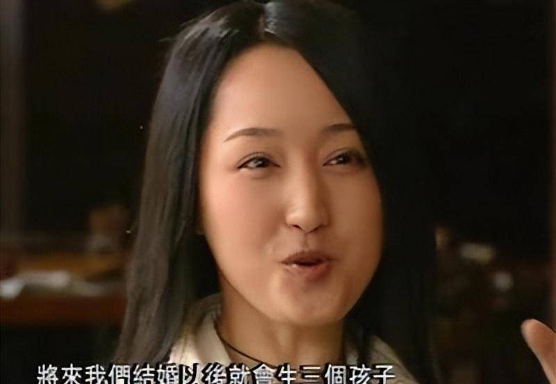 杨玉莹嫁人了吗（杨钰莹却至今未婚，她在追求什么?） 21