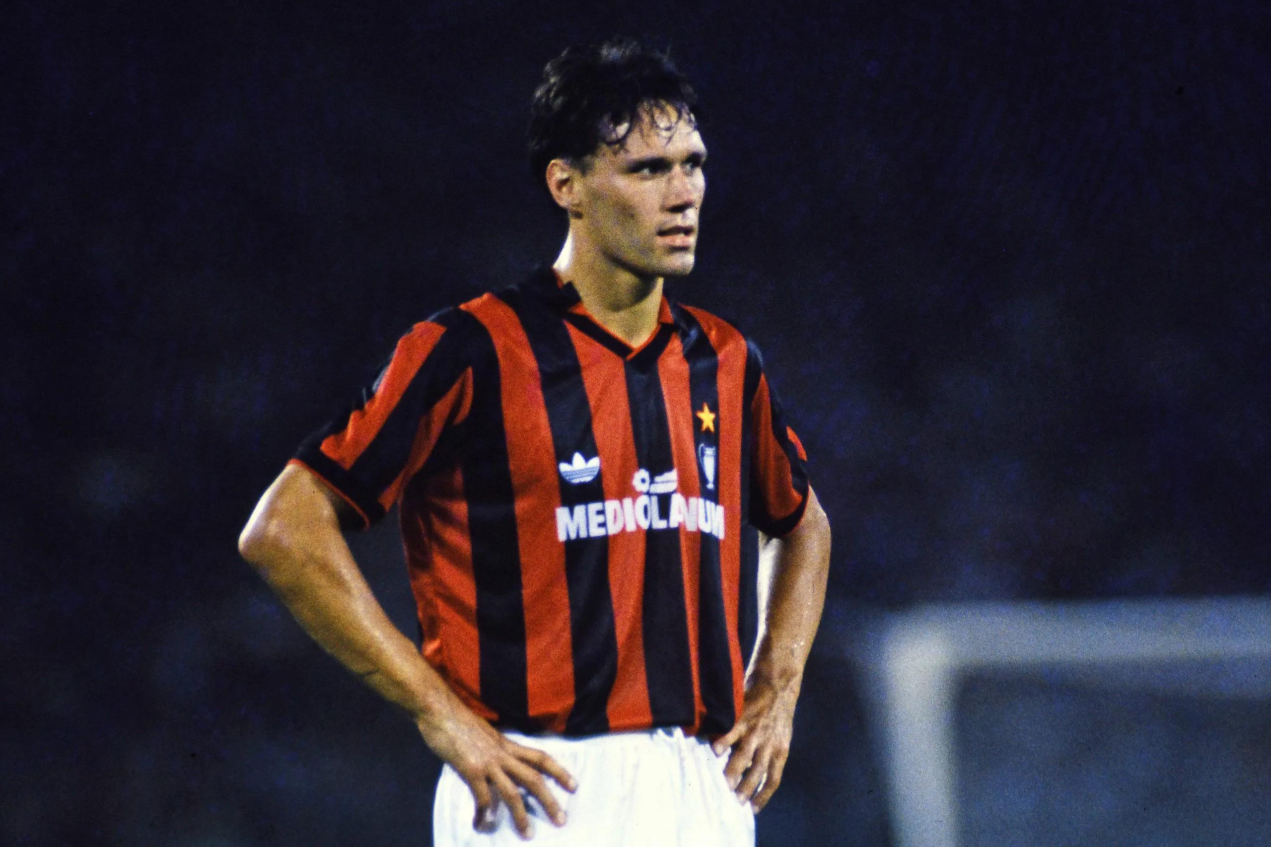 排在米兰历史进球榜第7位的是"荷兰三剑客"之一的马尔科·范巴斯滕