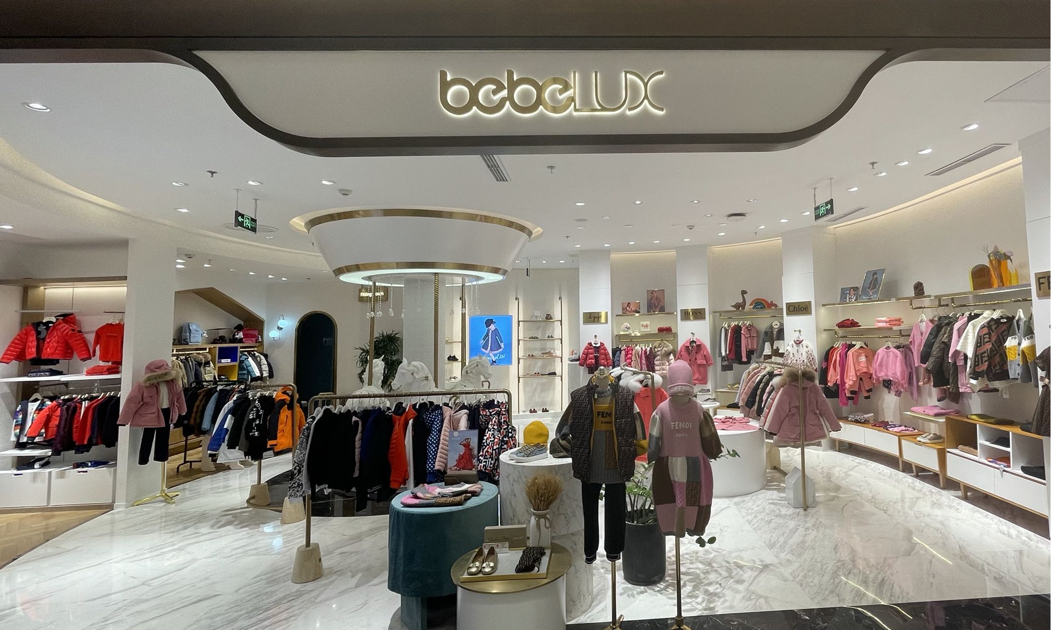 华丽探店｜北京SKP五层大升级，从中我们发现了两个热门趋势