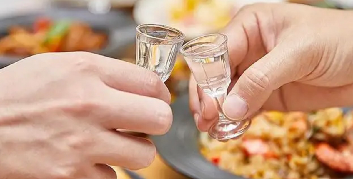 酒桌上，敬酒輪到你講，牢記這些“行話”，讓別人對你刮目相看