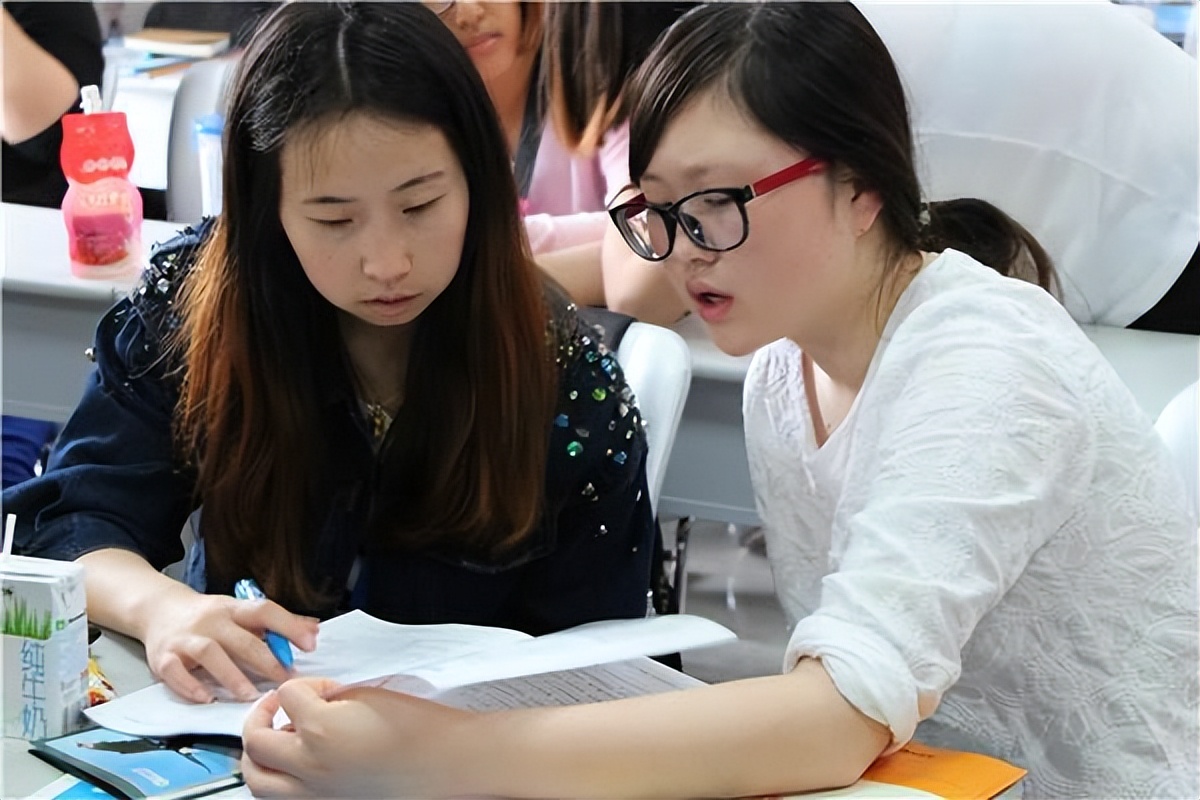 跨专业考研成趋势，跨专业考生到底做哪些准备？跨考生要注意