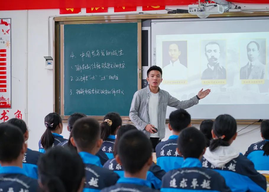 乘风破浪！带你一起揭开云南长水实验中学的成功秘诀