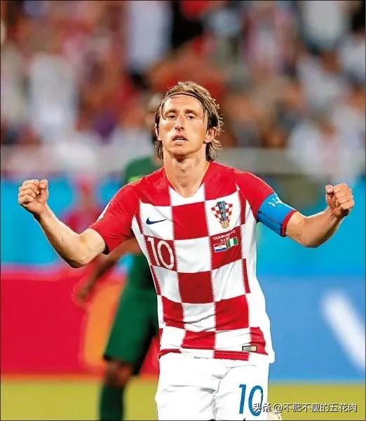 足球明星排名前十图片（卡塔尔世界杯十大巨星：梅西童话完结，姆巴佩待封神，C罗最后一舞）