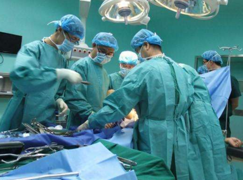 2003年江苏医生为娶情人，连续下毒两年致妻子死亡，最终被判死刑