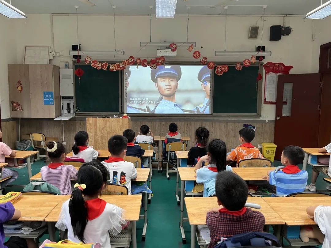 高新区中和小学组织开展第十四个“全国防灾减灾日”安全教育活动