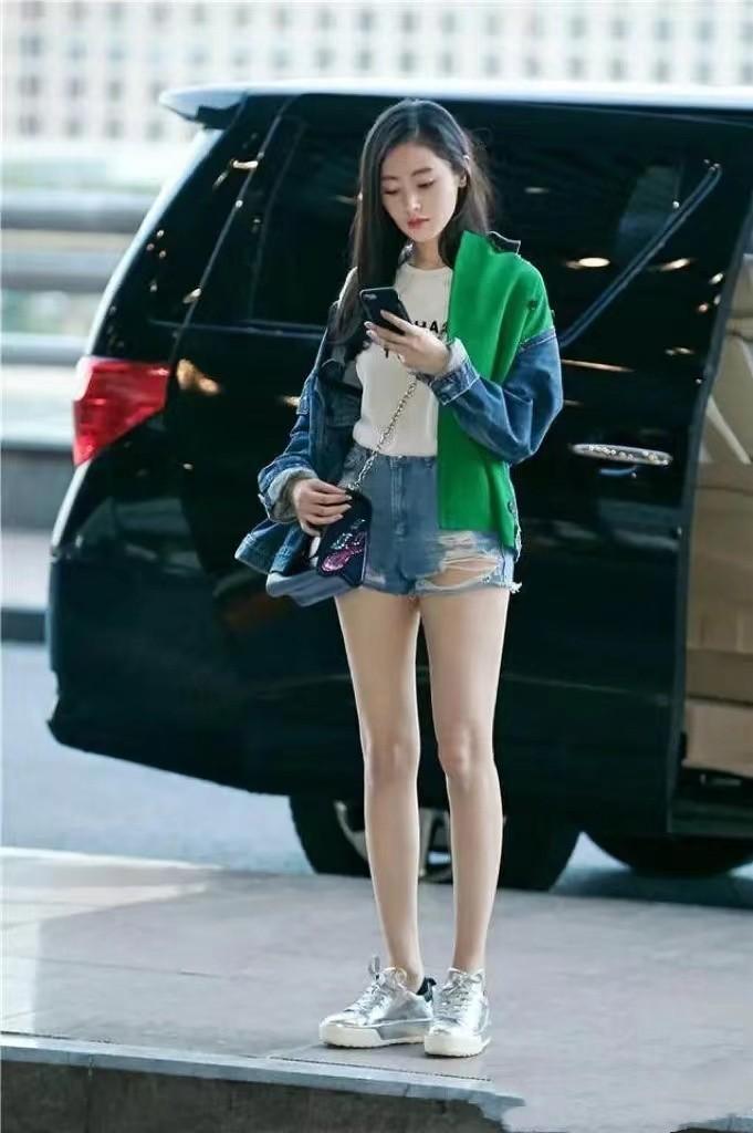 其实这也是因为中国人平均身高男生是170左右,女生则是160左右.