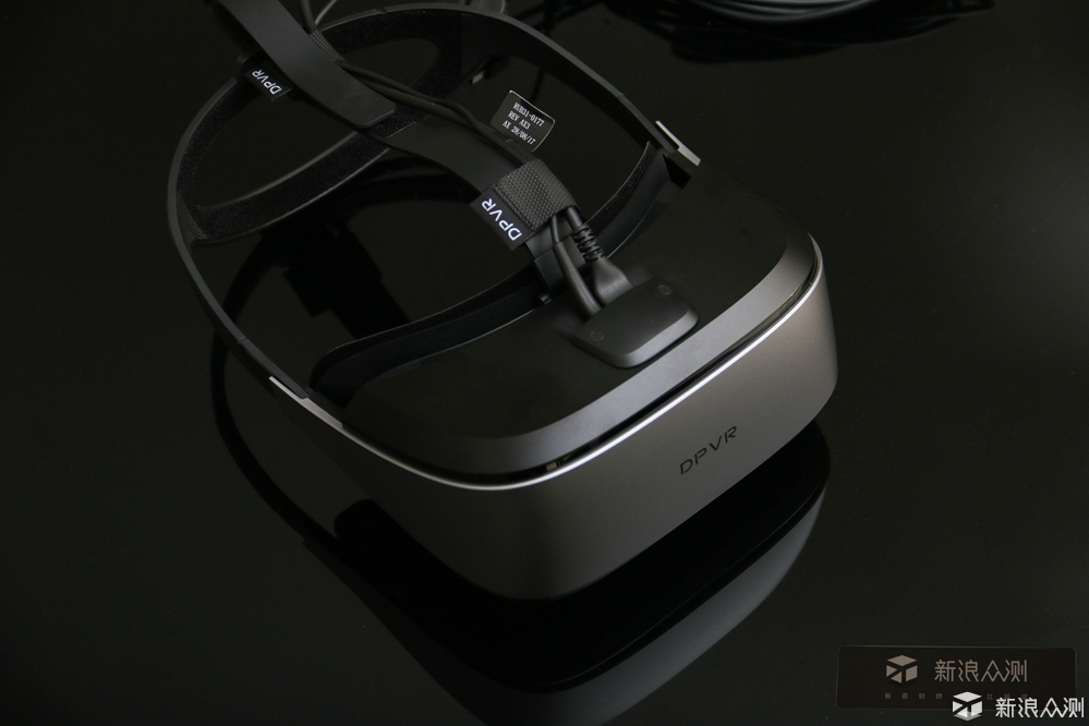 大朋E3-P定位版VR眼镜：体验优良但内容是软肋