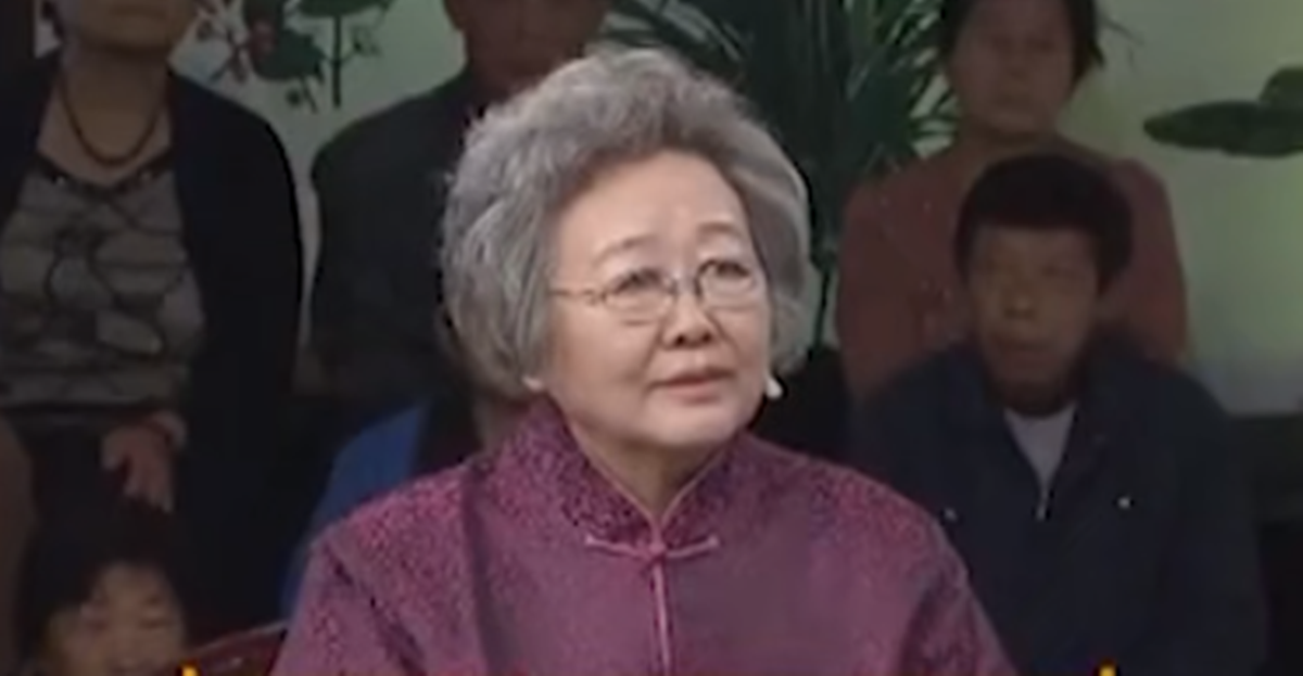 她被包装成“神医”，3年换9个身份，捞金80亿，专骗老年人