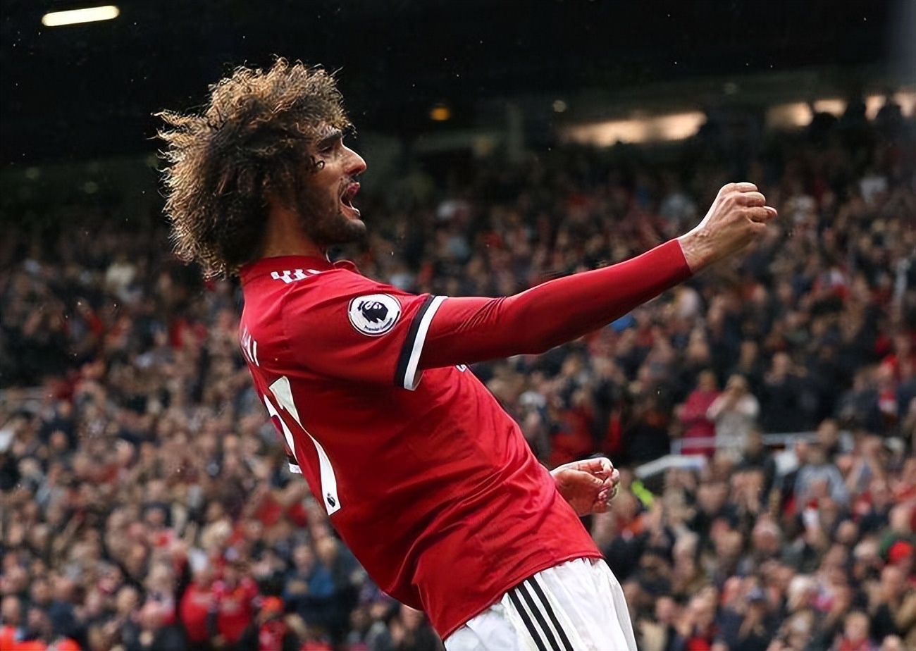 费莱尼是曼联软肋还是杀器(深度丨黄昏见证虔诚,顶起红魔黑暗岁月的