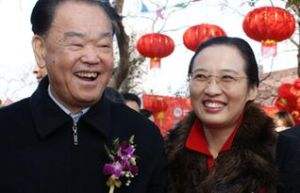 他只是小学文凭，建国后从基层做到湖南省委书记，晚年回农村养老