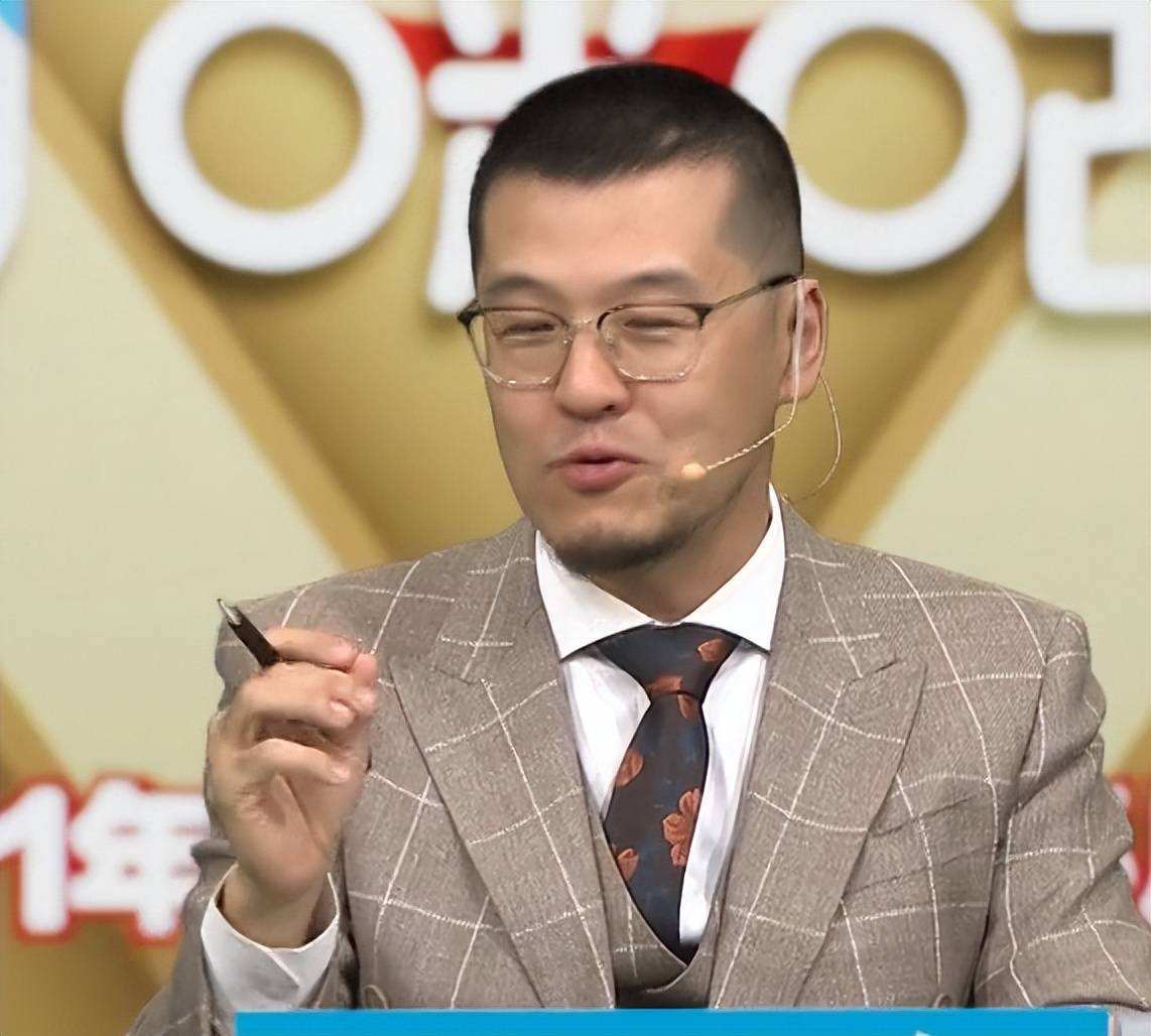 苏群看cba联赛(苏群把杨毅给怼了!真相:cba和篮协并没有警告评论员?