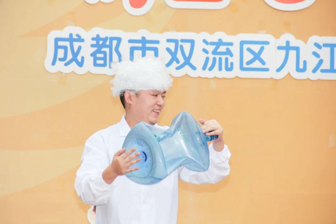 九江小学开展“科技浸润童心，创新点亮未来”主题校园科技节
