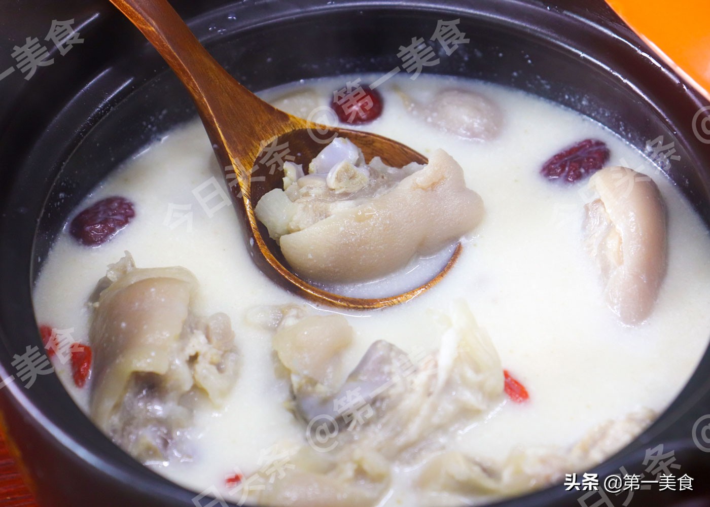 燉豬腳,燉豬腳怎么燉才好吃