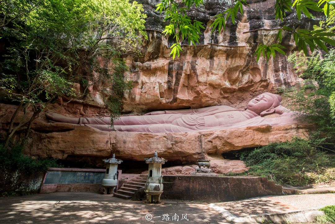 从深圳出发，最快1时48分到达赣州，这些旅游胜地非常值得打卡
