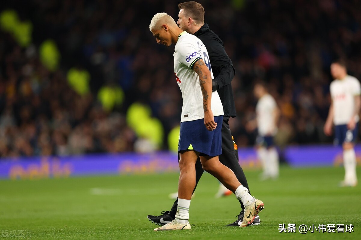 巴西名宿门将摔断肋骨错失世界杯(2022世界杯，最“受伤”的一届世界杯！多名球员无缘世界杯)