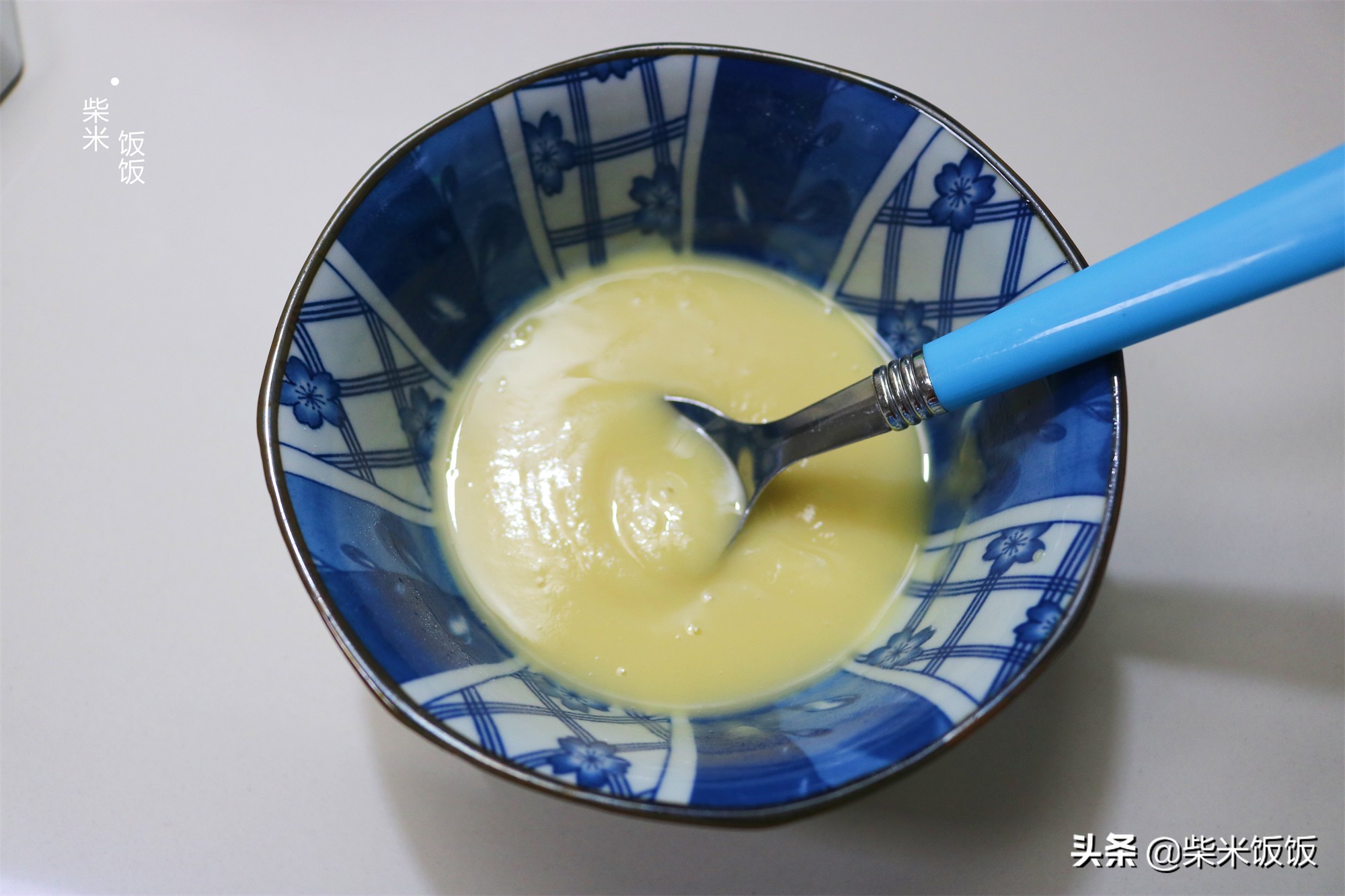 这个饼，我家每周至少做一次，香酥柔软，是我做过的最好吃的饼