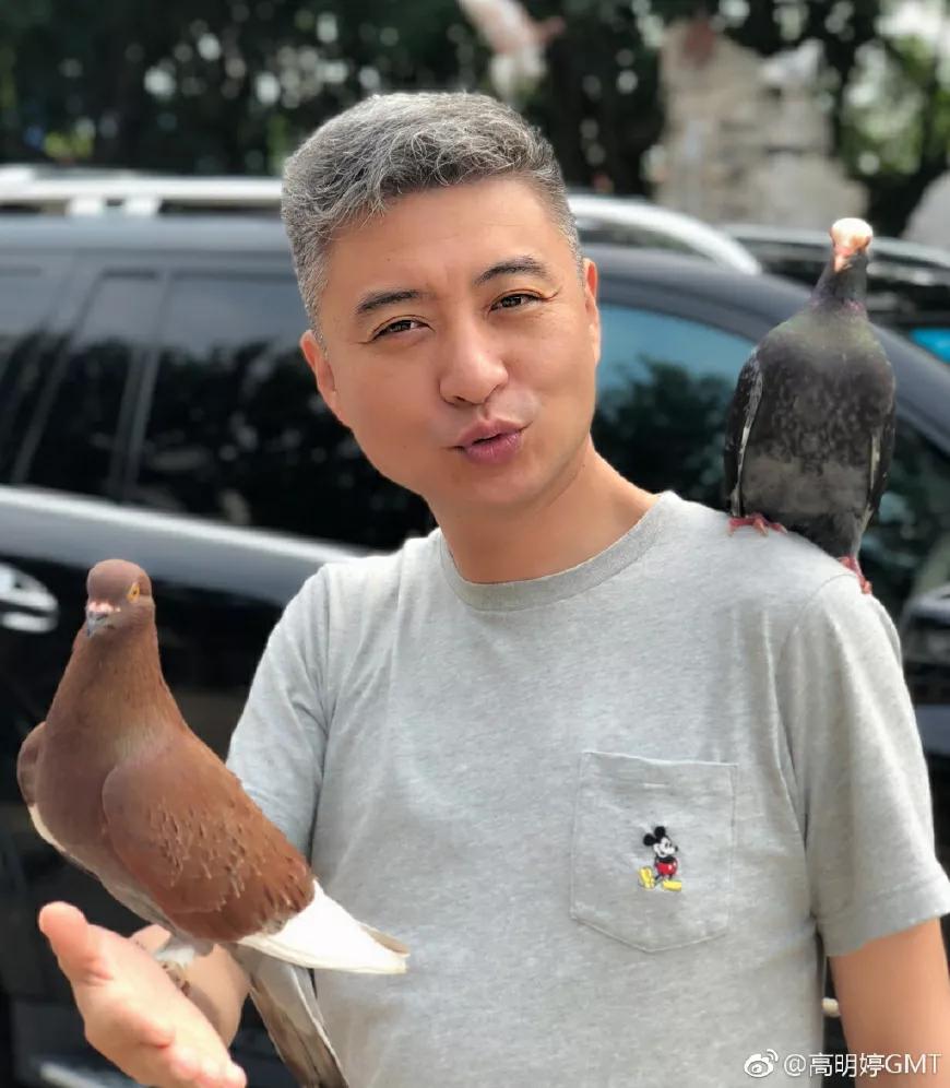 周炜为什么被网民持续批评？