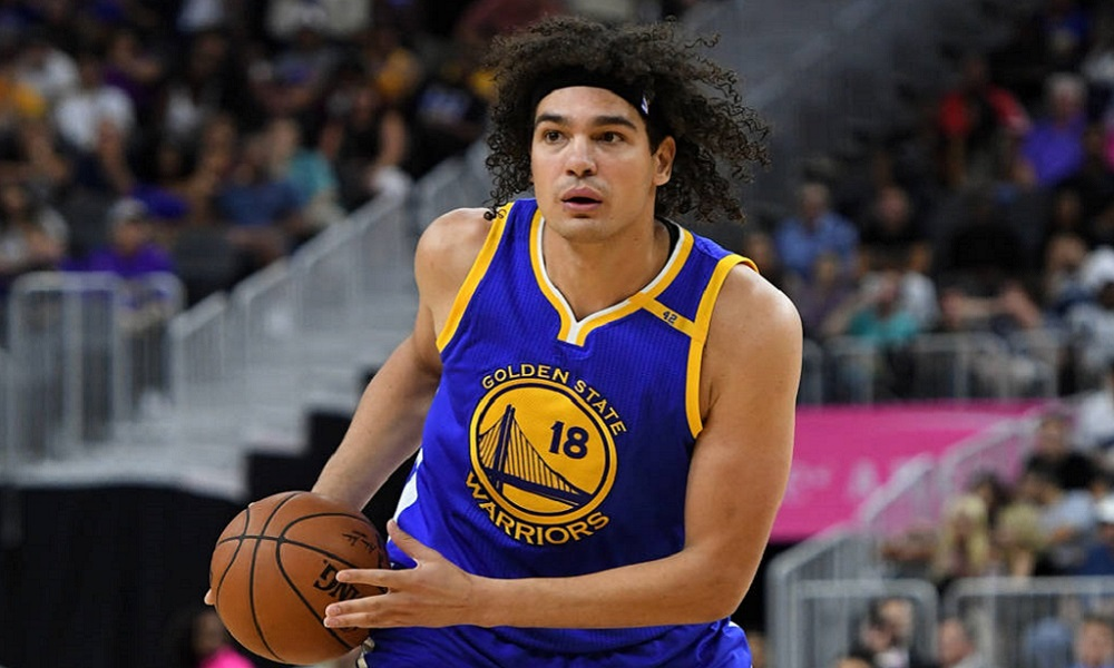 nba哪些球员留爆炸头(留过爆炸头发型的十大nba经典球员)