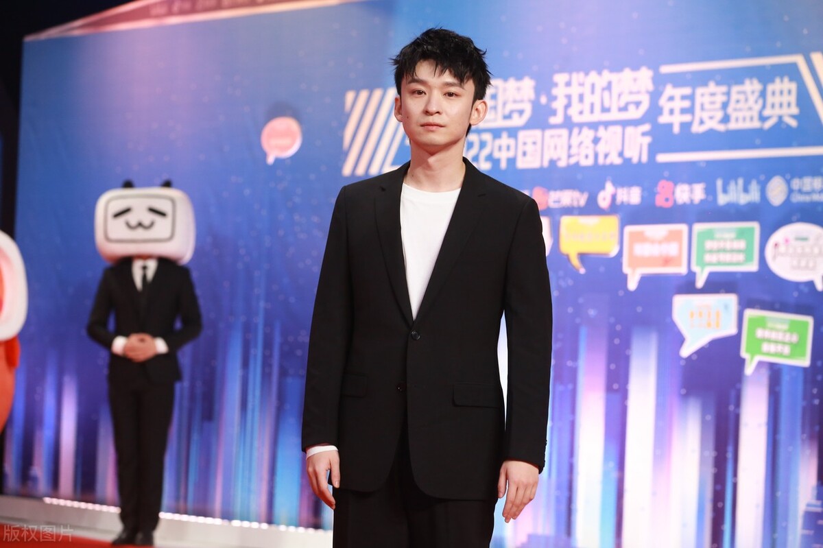 董子健需要栽培@导演