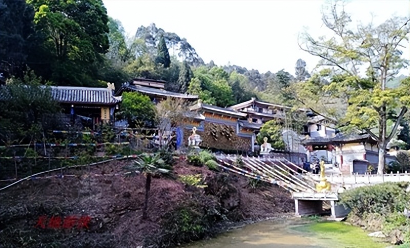 川西北行五：彭州进千年古刹走白鹿法式小镇（图文）