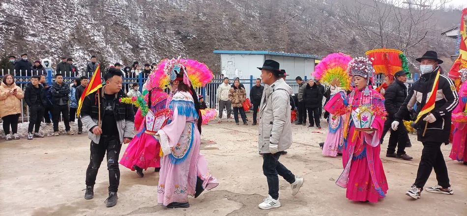 没有社火的过年，不叫过年！天水周家坪村民耍社火闹新春（组图）