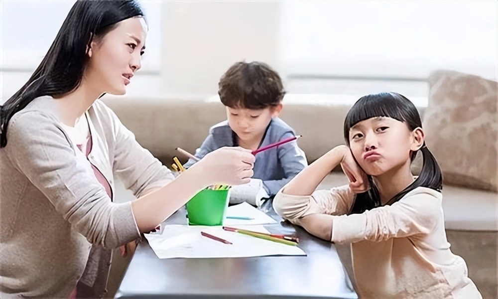 父母用脏话辱骂孩子怎么办（父亲情绪暴躁对女儿性格影响）-第1张图片-易算准