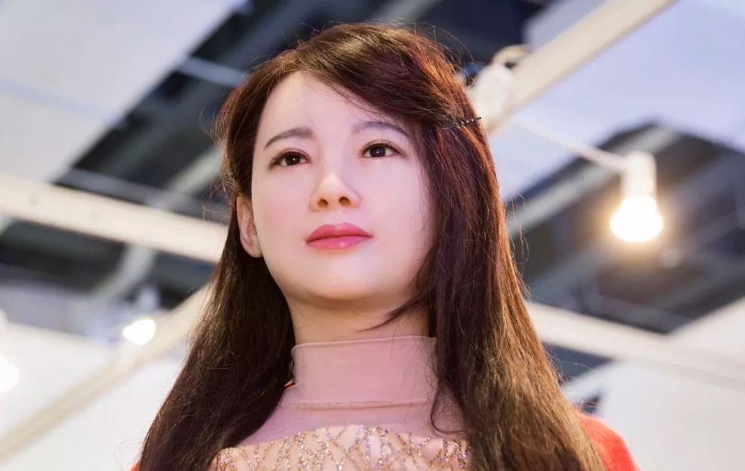 中国首款美女机器人图片