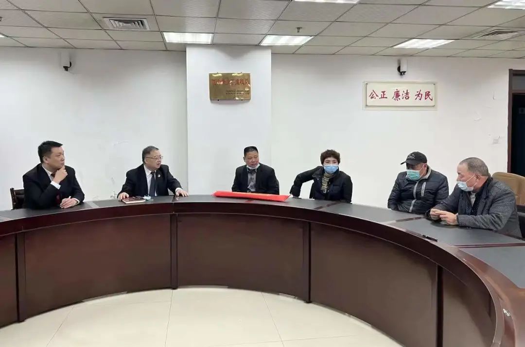 不忘初心担使命，惩恶扬善为人民——西安碑林法院审判杜某某黑社会性质组织案受到群众点赞