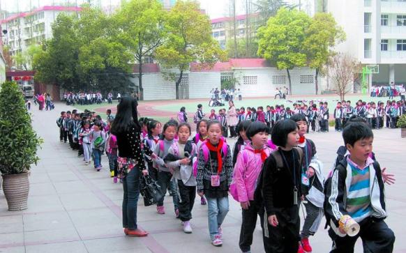 寒假倒计时！江苏省大学、中小学放假时间将提前，家长忧心忡忡