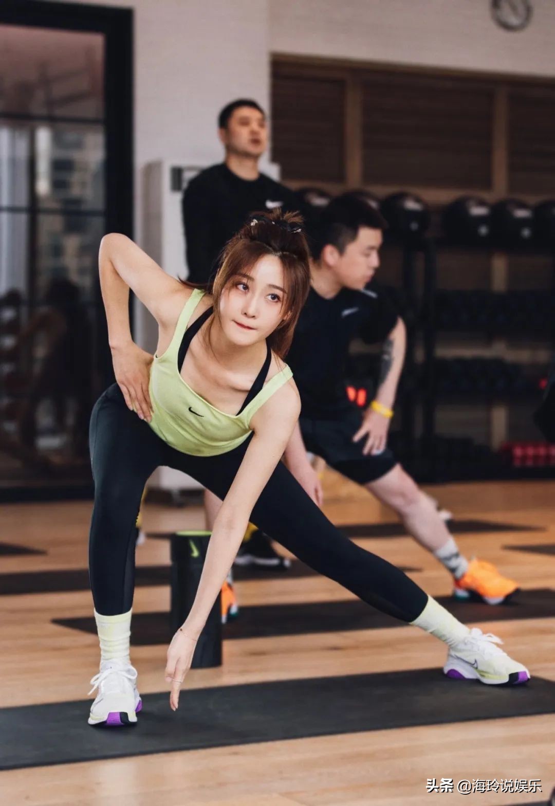 騰訊nba直播員果果（果果，新晉的NBA美女主播）