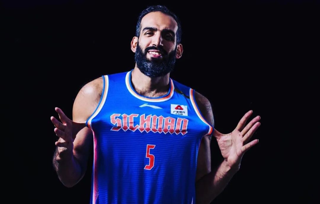 跟腱斷裂nba有哪些（跟腱斷裂！亞洲第一中鋒！籃球生涯徹底結束了）