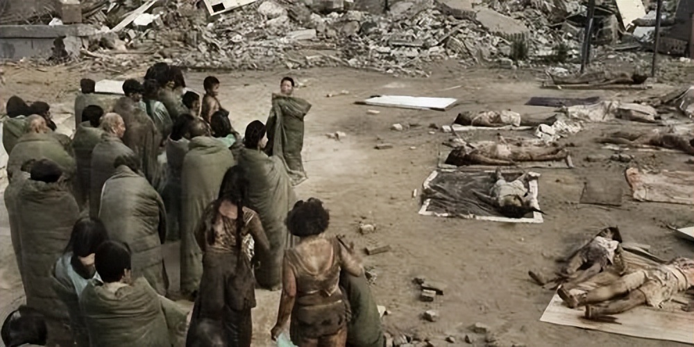 神秘的群演、张子枫的演技、冯导的卑微，成就了这部电影