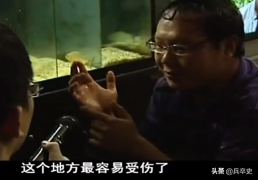 12年，广西男子河边给狗洗澡，被“食人鱼”咬伤，调查发现不简单