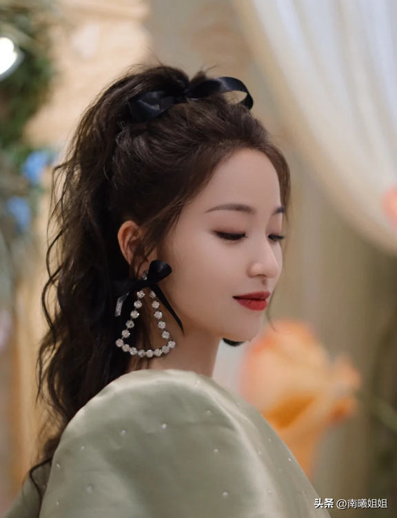 圆脸适合什么发型（你是什么“脸型”就留什么“发型”！方脸适合长发、圆脸适合卷发）