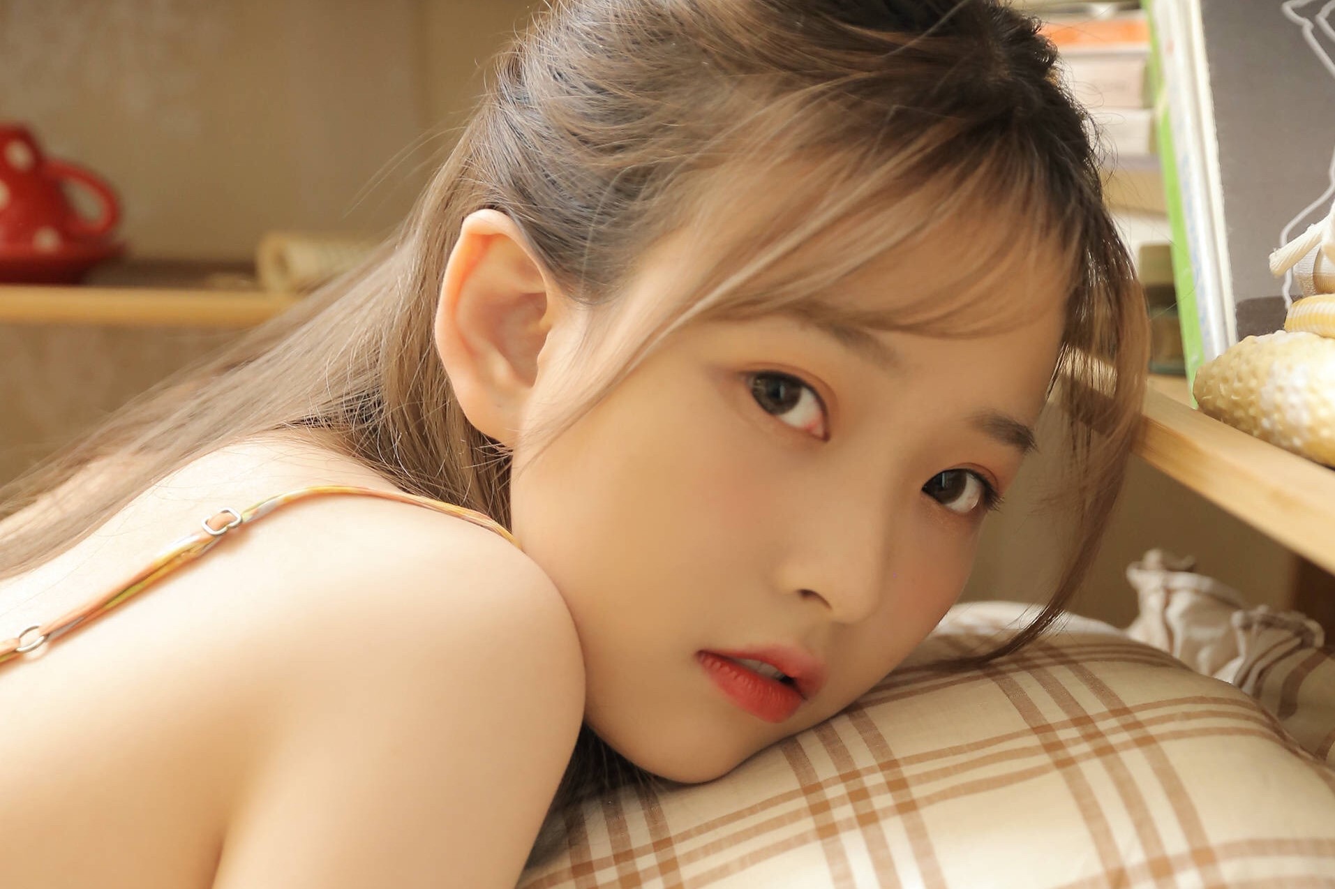 刚和认识的女生聊天老是不回信息，怎么才能让女生和你聊天？